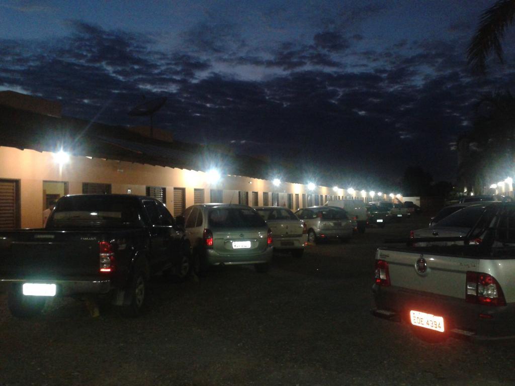Hotel Veredas Três Lagoas Exterior foto